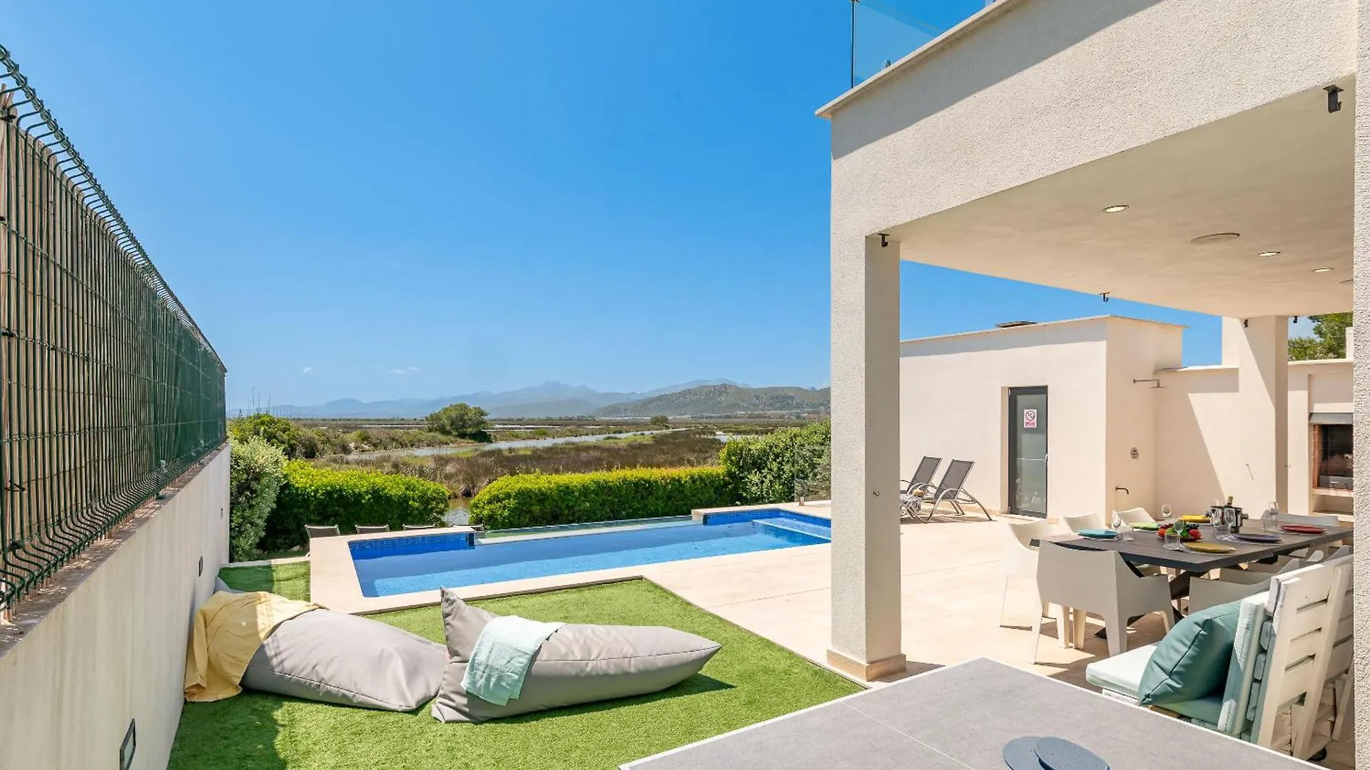 Villa Corb Mari II By Sealand Villas Playa de Muro   Playa de Muro (Mallorca)